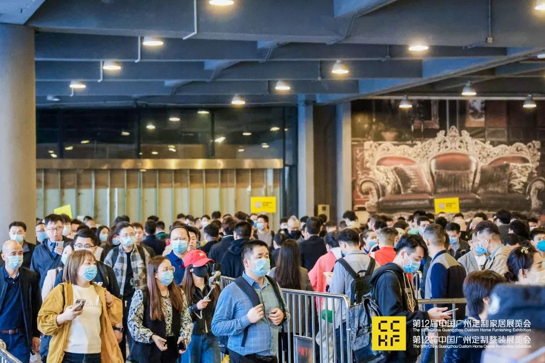 展會(huì)首日！多家企業(yè)攜MDF靜電噴粉家具精彩亮相