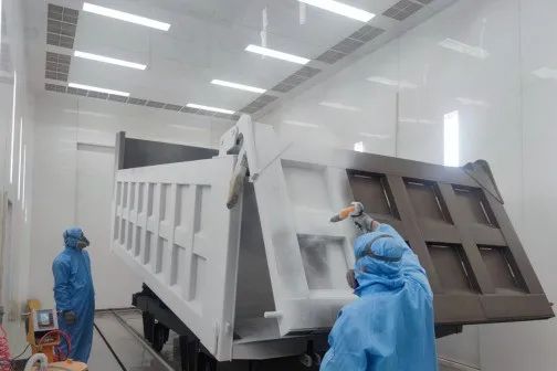 又一大企噴粉線順利運行！