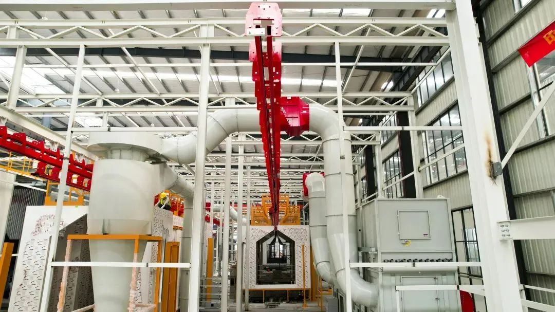 投資3000多萬元！這家企業(yè)安裝當?shù)厥讞l全自動智能化噴粉線