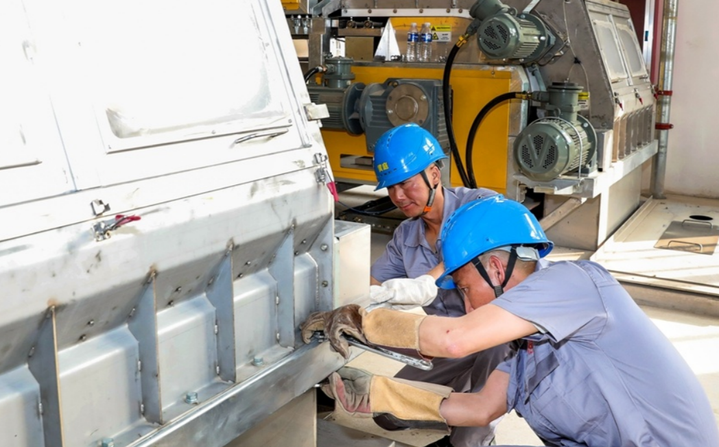 年產(chǎn)12萬噸飽和聚酯樹脂項目，一期工程預計6月份試生產(chǎn)！