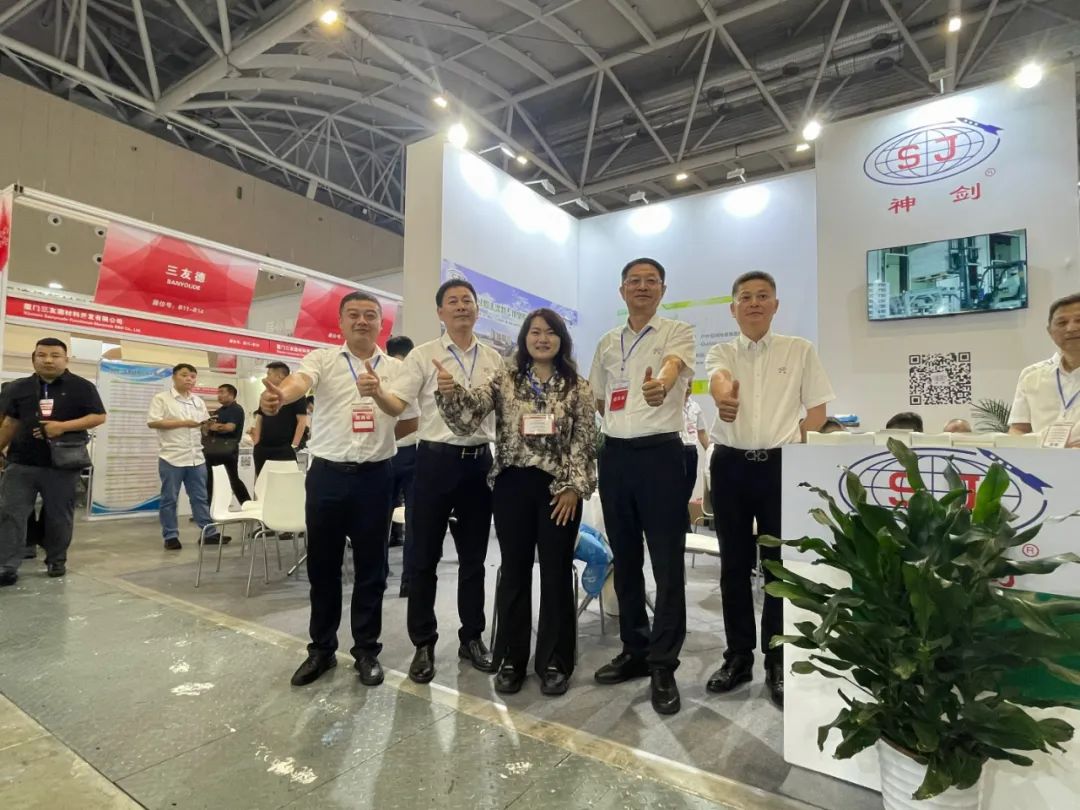 精彩一文覽！趣涂網(wǎng)直擊“粉末涂料與涂裝行業(yè)年會(huì)暨展覽會(huì)”現(xiàn)場