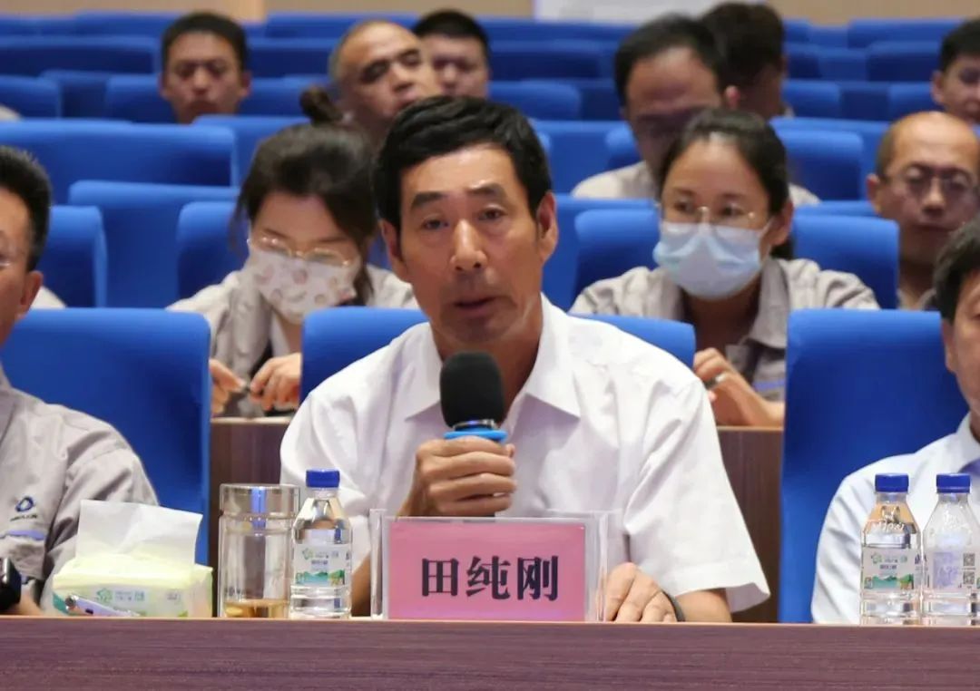 這家企業(yè)順利召開2023年中期會(huì)！近日開展了噴粉技能競(jìng)賽