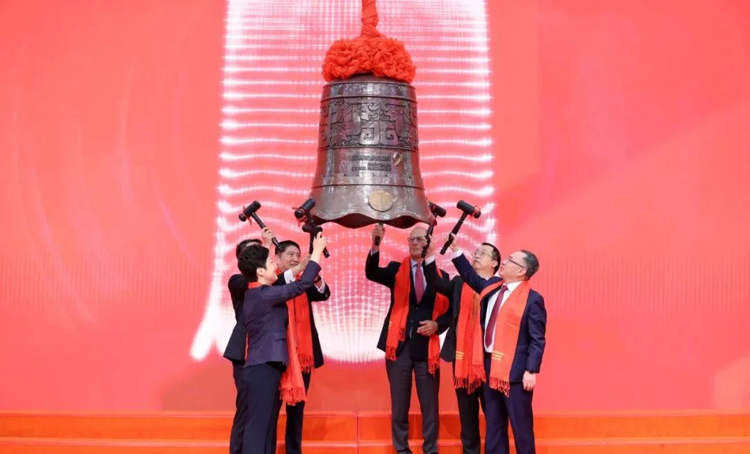 祝賀！這位“粉末涂料忠實(shí)粉絲”成功在深交所創(chuàng)業(yè)板上市