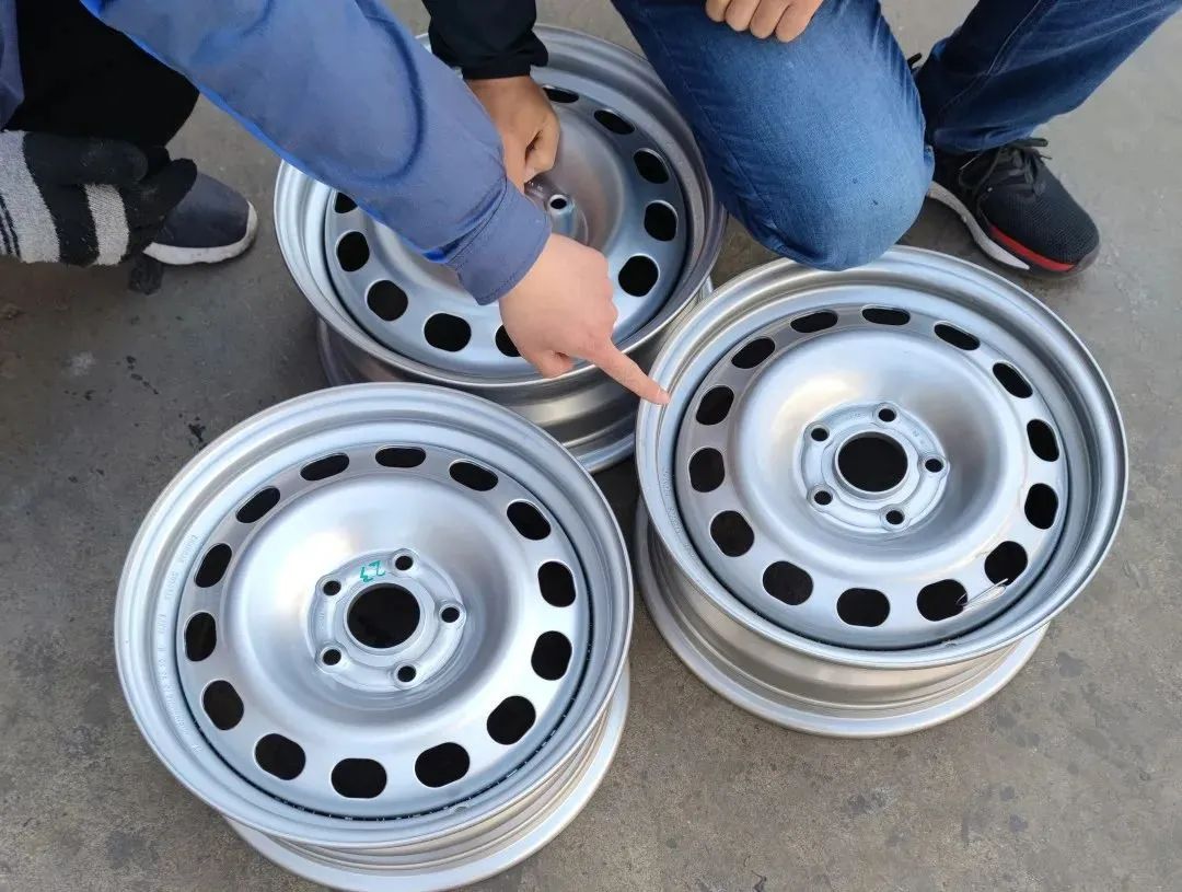 “聚酯十強(qiáng)企業(yè)”推出水性丙烯酸樹脂！助力鋁粉烤漆的“油轉(zhuǎn)水”變革