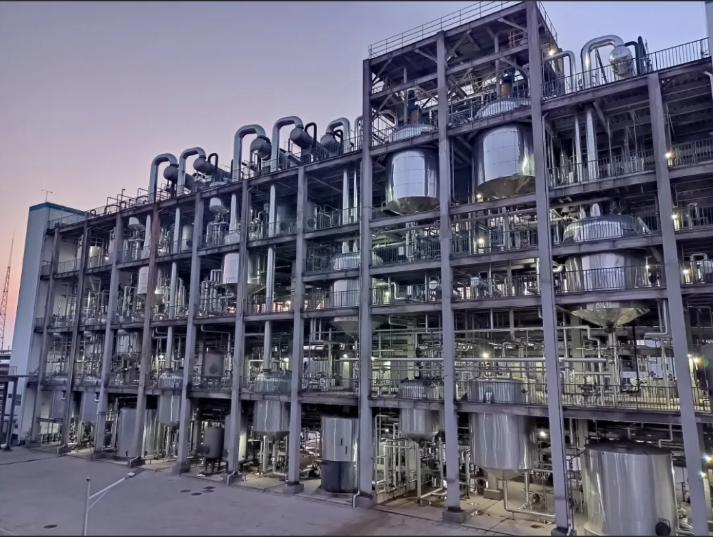 聚酯漲價(jià)、環(huán)氧樹脂或現(xiàn)拐點(diǎn)？低靡三年扎堆投產(chǎn)！化工龍頭企業(yè)宣布新增逾萬噸年產(chǎn)能